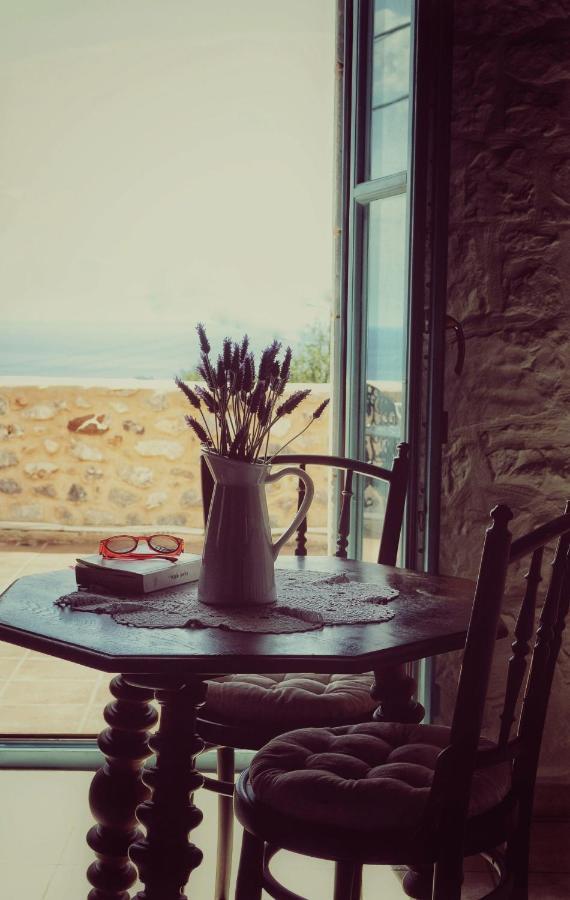 Lithos Stone Suites Areopoli Exterior photo