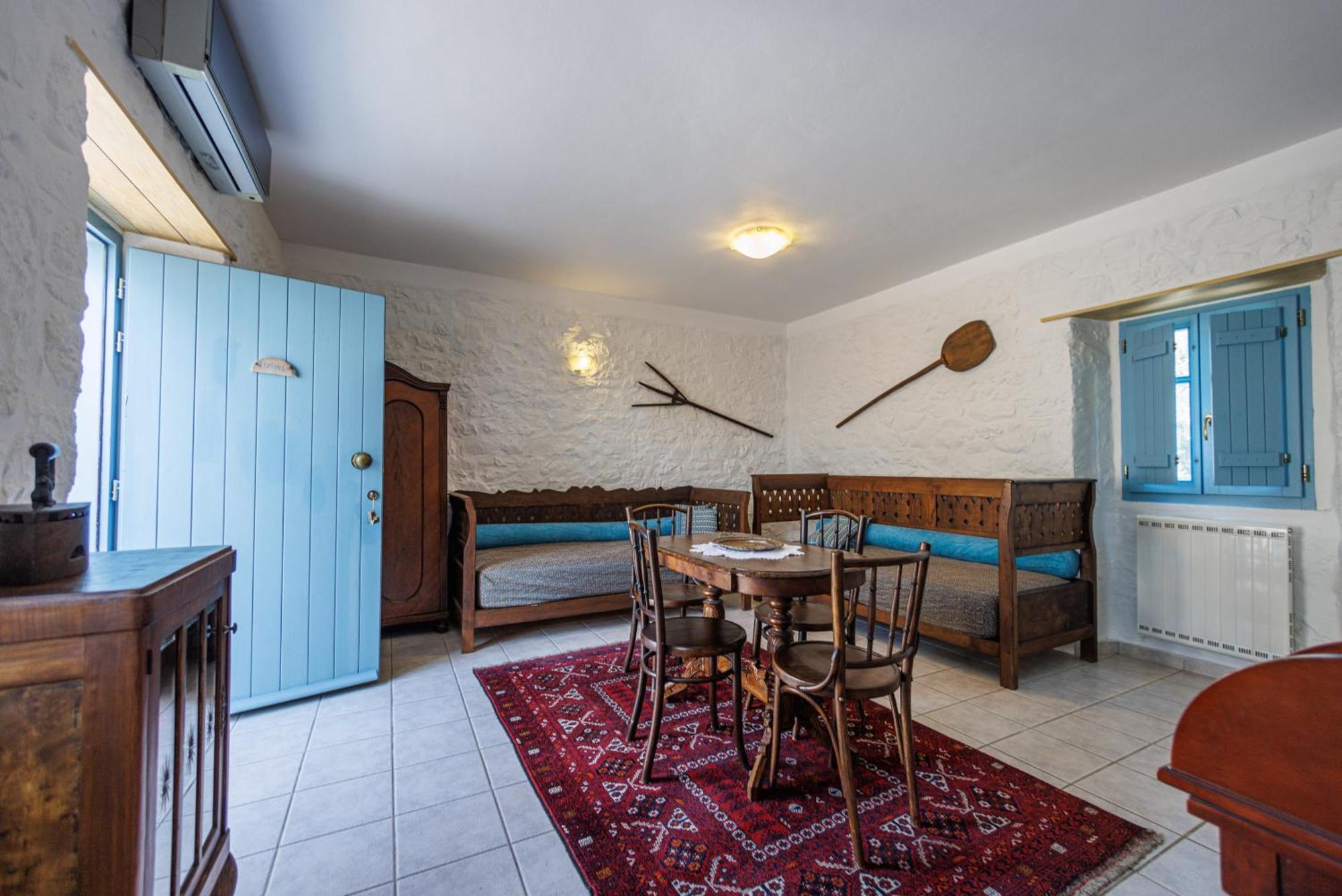 Lithos Stone Suites Areopoli Room photo