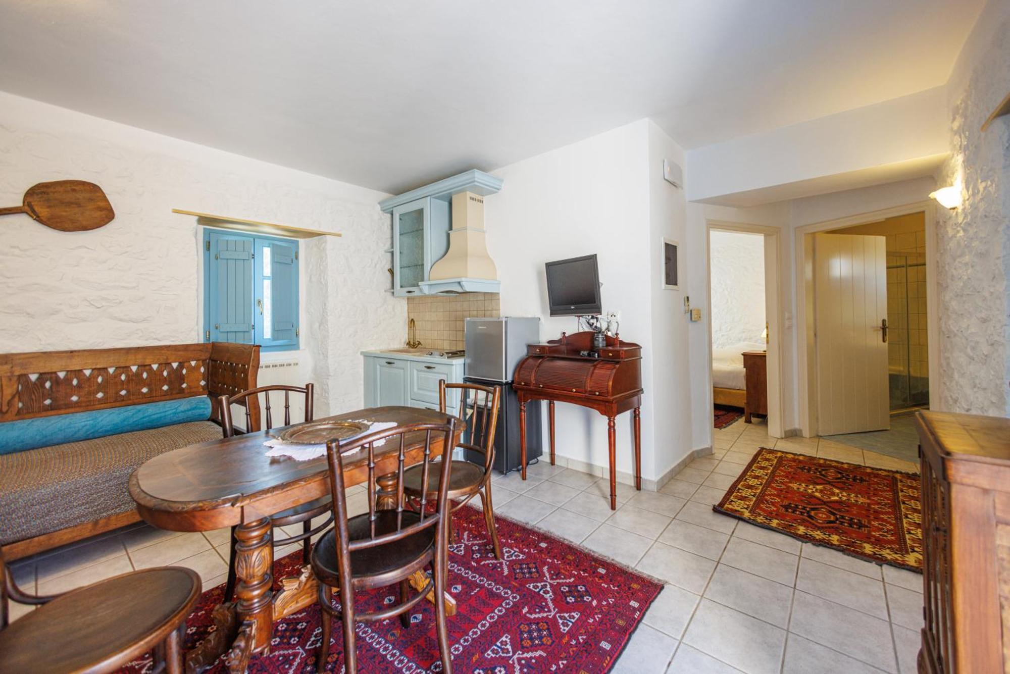 Lithos Stone Suites Areopoli Room photo